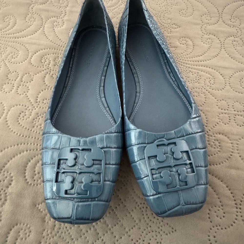 Tory Burch Blue Woven Leather Flats